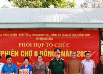 Đức Hòa: Phật giáo huyện phối hợp các đơn vị tổ chức Phiên chợ 0 đồng tại xã Hòa Khánh Nam