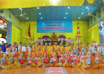 Lễ tốt nghiệp khóa VIII và khai giảng khóa IX Lớp Sơ cấp Phật học Long An