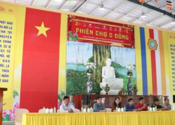 Đức Hòa: Phiên chợ 0 đồng cho 500 người dân gặp hoàn cảnh khó khăn tại chùa Pháp Minh