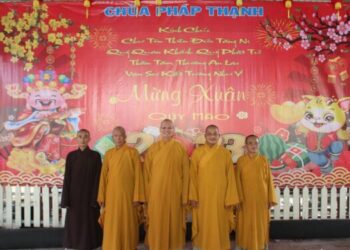 Đức Hòa: BTS GHPGVN huyện chúc tết các tự viện trong huyện ngày 18/12/Nhâm Dần