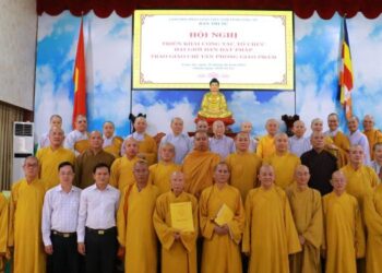 Ban Trị sự GHPGVN tỉnh Long An họp đúc kết công tác tổ chức Đại Giới Đàn Đạt Pháp và trao giáo chỉ tấn phong giáo phẩm