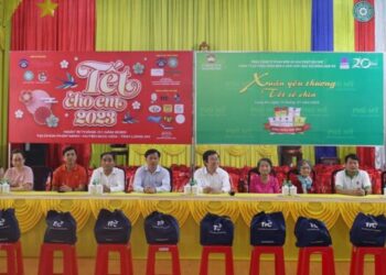 Chùa Pháp Minh tổ chức chương trình “Tết cho em năm 2023”