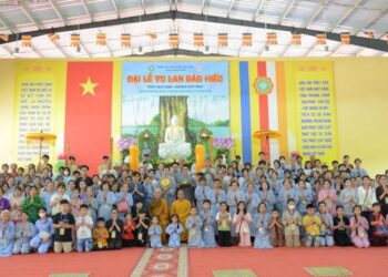 Đức Hòa: Chùa Pháp Minh tổ chức khóa tu ngày an lạc lần thứ 11