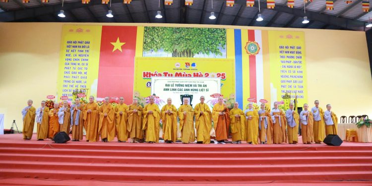 Tây Ninh: Lễ Tưởng Niệm Và Tri Ân Anh Linh Các Anh Hùng Liệt Sĩ Tại Chùa Pháp Minh