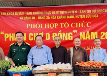 Đức Hòa: Ban Trị sự huyện phối hợp Ban chỉ huy Quân sự huyện tổ chức “phiên chợ 0 đồng” năm 2023