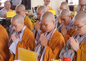 Đại giới đàn Đạt Pháp truyền giới Thức-xoa-ma-na